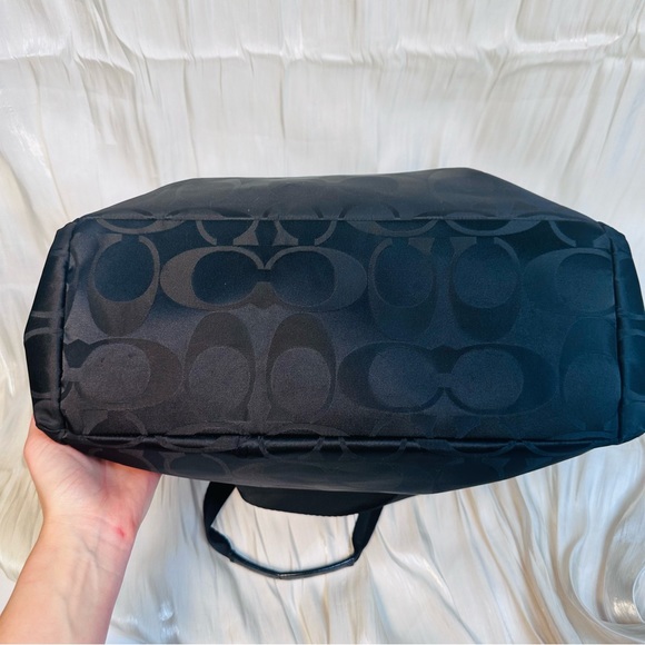 COACH MONOGRAM SIGNATURE NYLON BLACK LARGE TOTE BAG - Picture 13 of 16